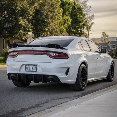 Luis Villacrez's 2021 Dodge Charger
